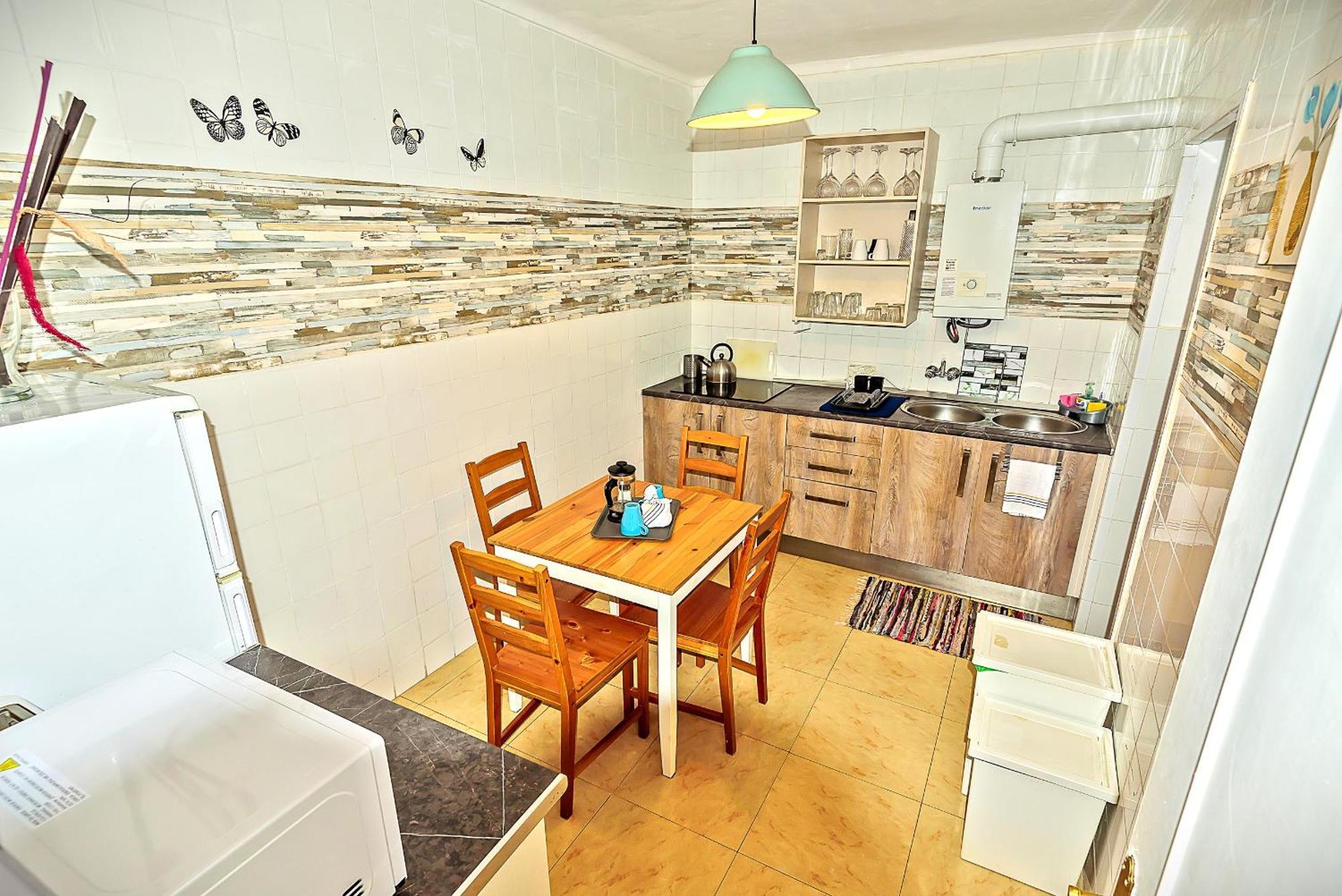 Plaza De Toros 3-bedroom With Balcony Apartment El Puerto de Santa Maria