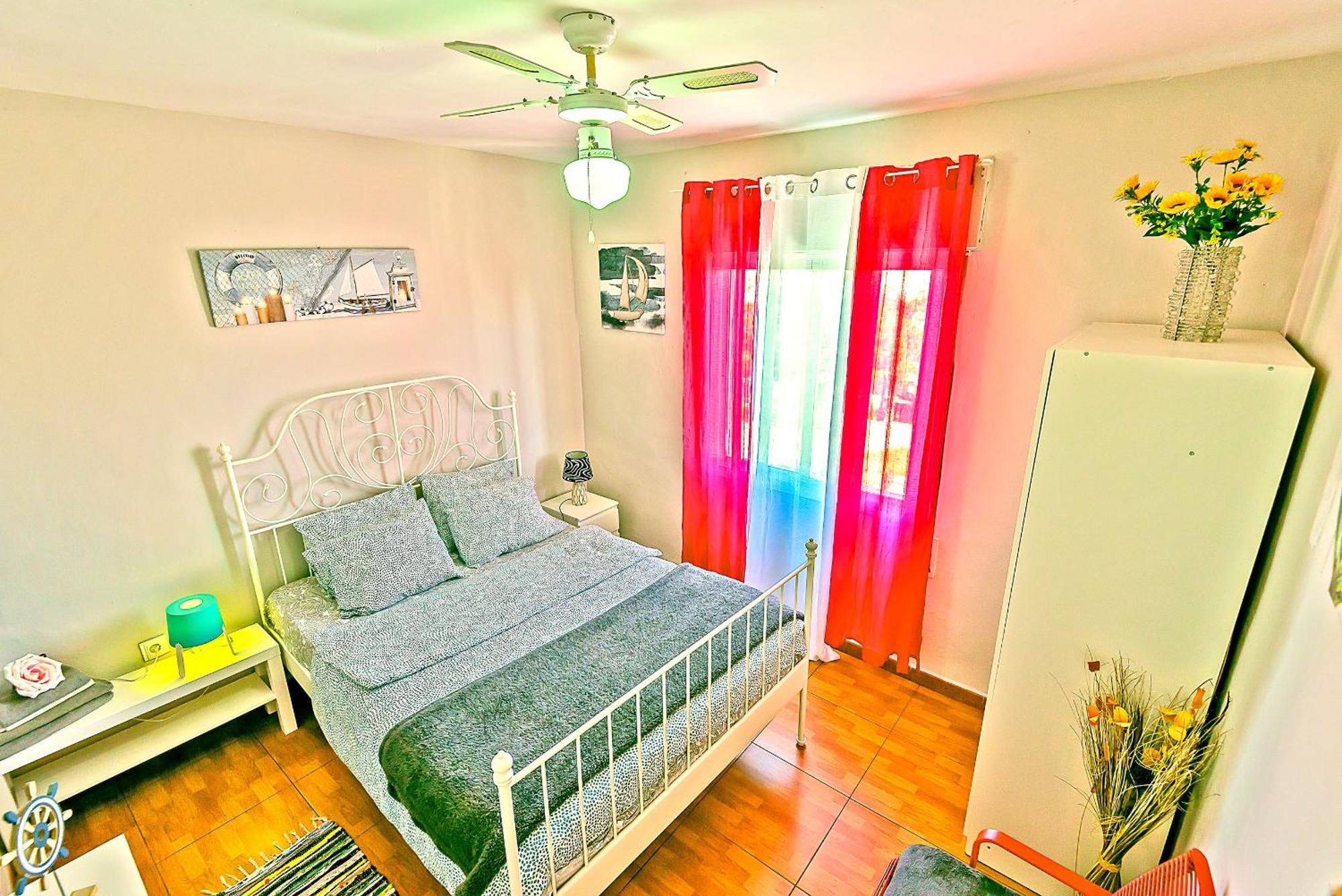 Plaza De Toros 3-bedroom With Balcony *